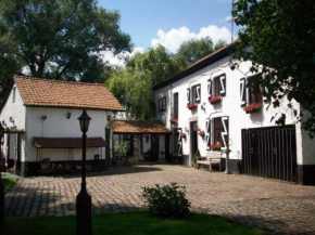  Moulin De Moxhe b&b  Анню